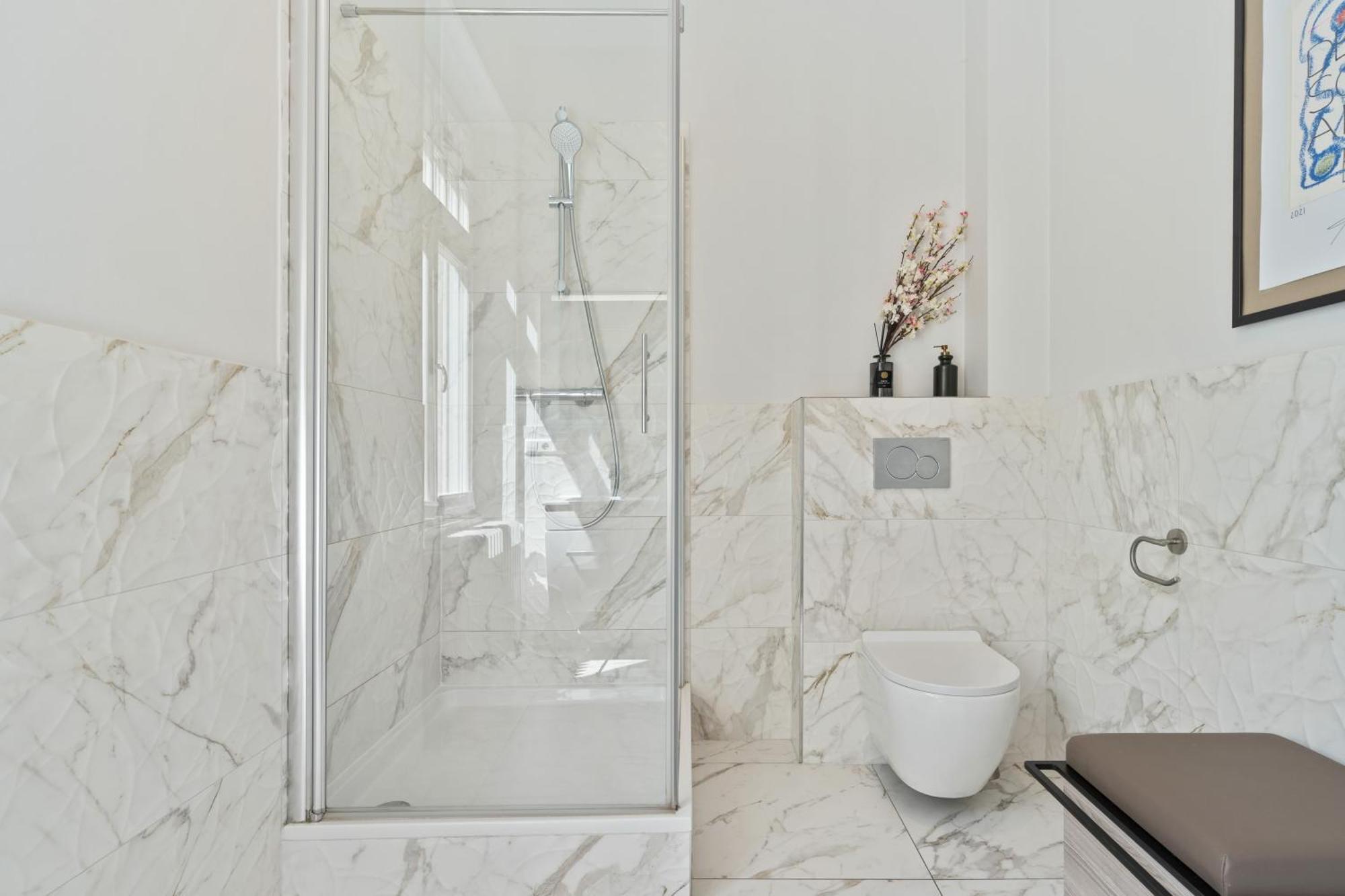 Spacious & Tranquil In Limpertsberg Privatunterkunft